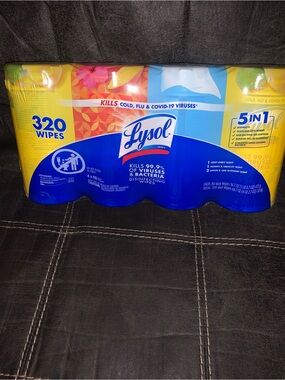 Lysol 320-Count Disinfecting Wipes - Yellow & Blue Packaging
